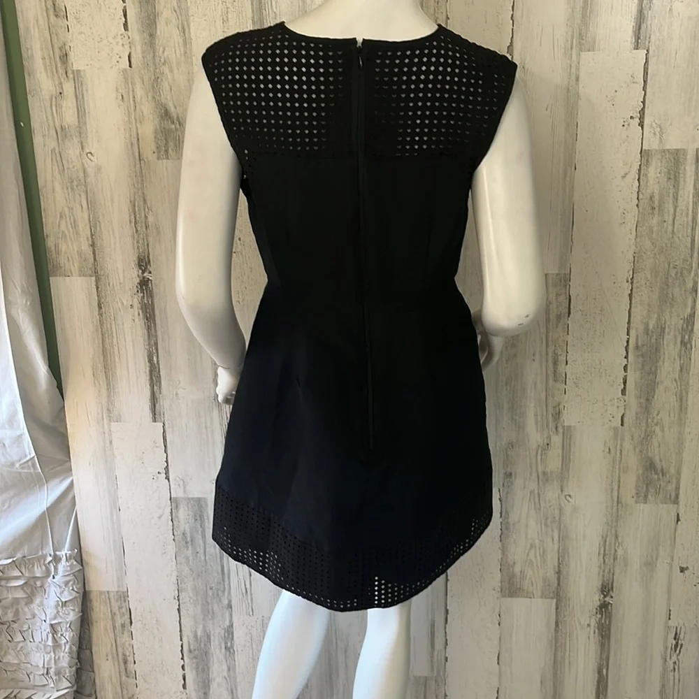 G1- small- Beautiful elegant J. Crew little black dress size 2